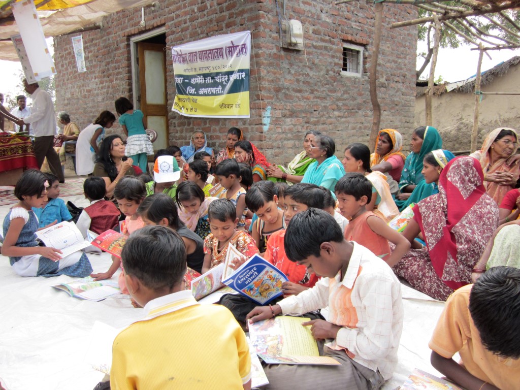 Readers at Nachiket